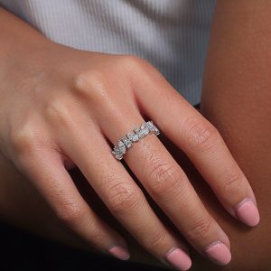 แหวนรุ่น Signature  Vela Diamond Fancy Mix