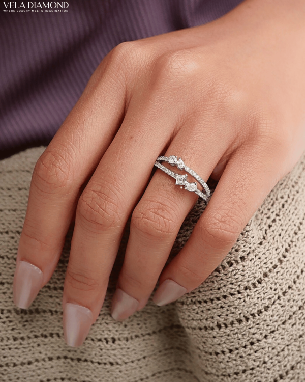 แหวน Asscher & Pear Diamond Ring - Image 2