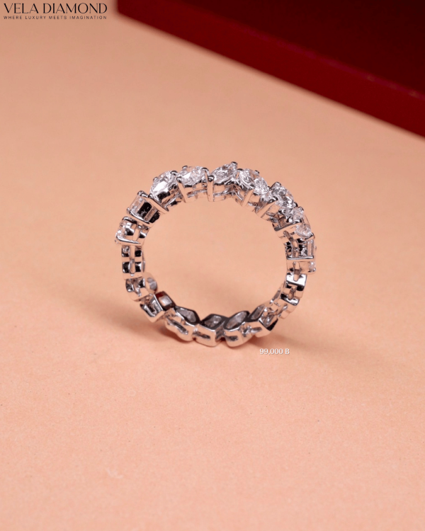 แหวน Fancy Diamond Eternity Ring 1.36 ct