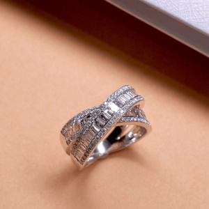 Vela Interlocking Circles Ring 2.29 ct.