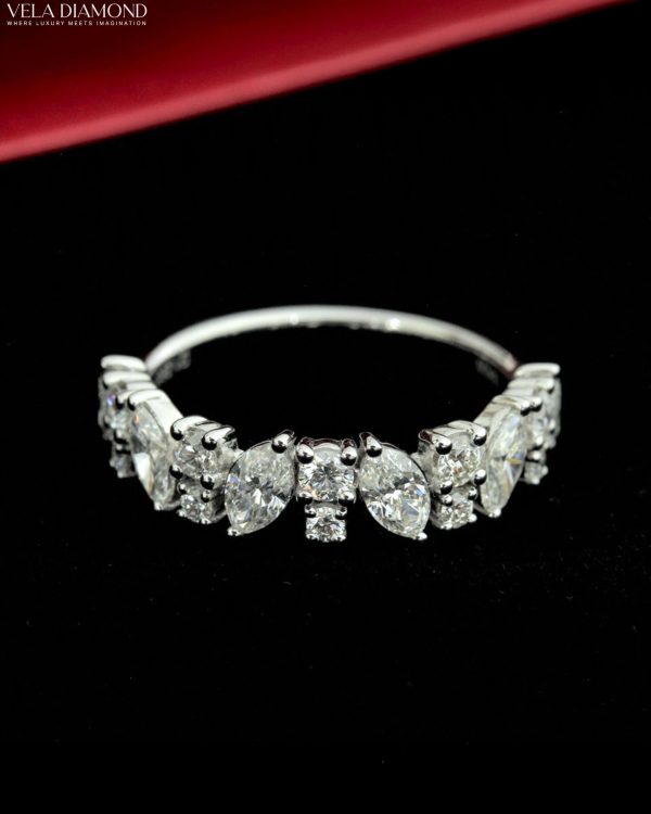 แหวน Signature Vela Diamond Fancy Mix –Marquise & Round 1.28 ct