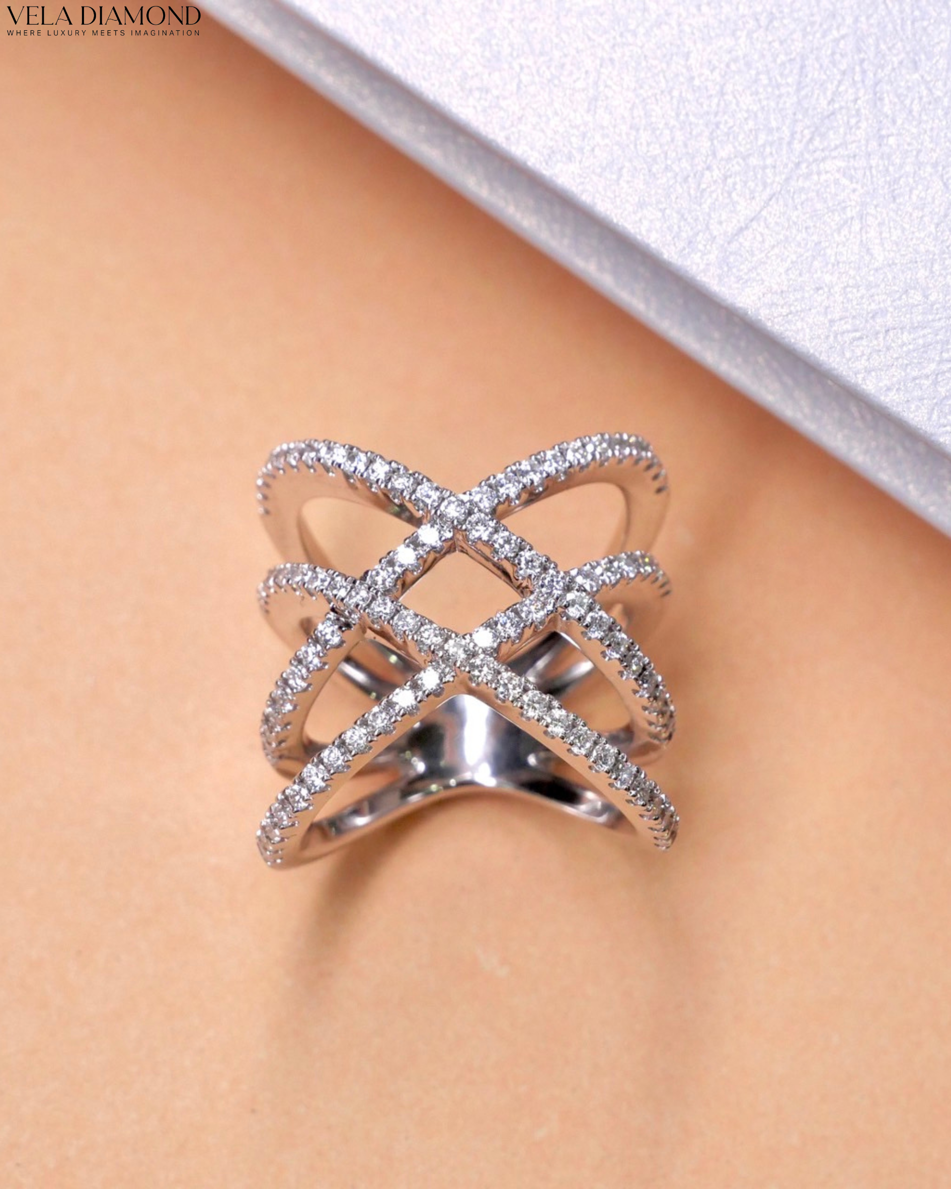 แหวนเพชร Vela Double Cross Diamond Ring