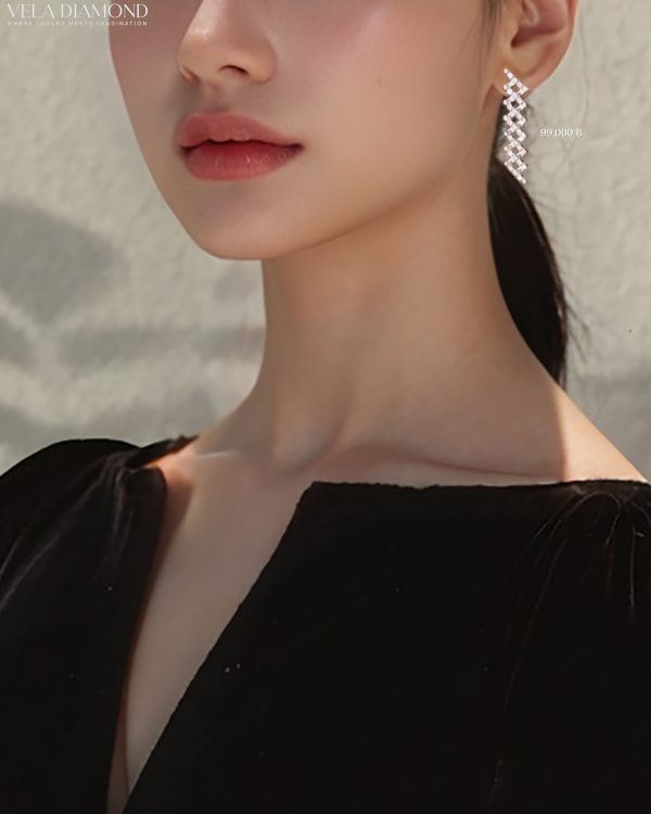 ต่างหูเพชร Vela Convertible Diamond Earrings - Image 3
