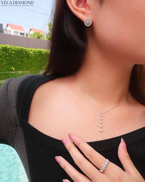 Vela Lightfall Diamond Necklace - Image 2