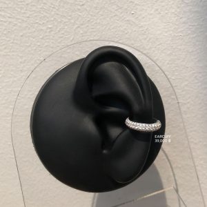 Vela Pavé Diamond Earcuff