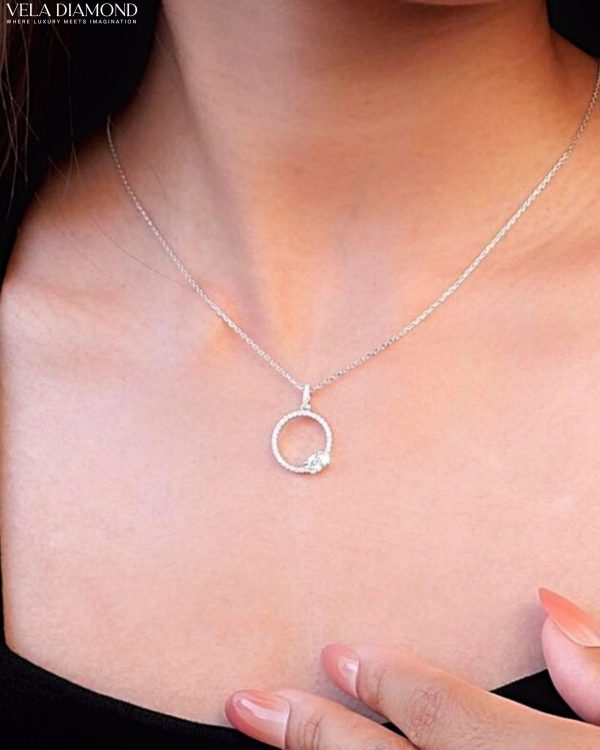 สร้อยคอจี้เพชร Oval Sparkle Pendant - Image 2