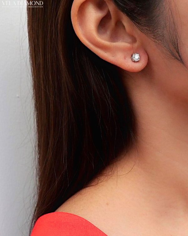 ต่างหูเพชร Classic Spark Stud Earrings - Image 2