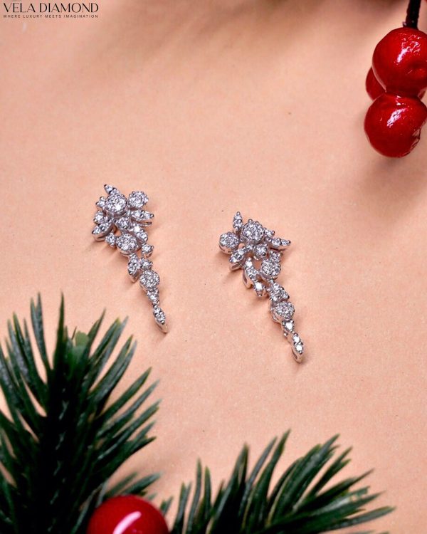 ต่างหูเพชร Vela Diamond Cascade Earrings