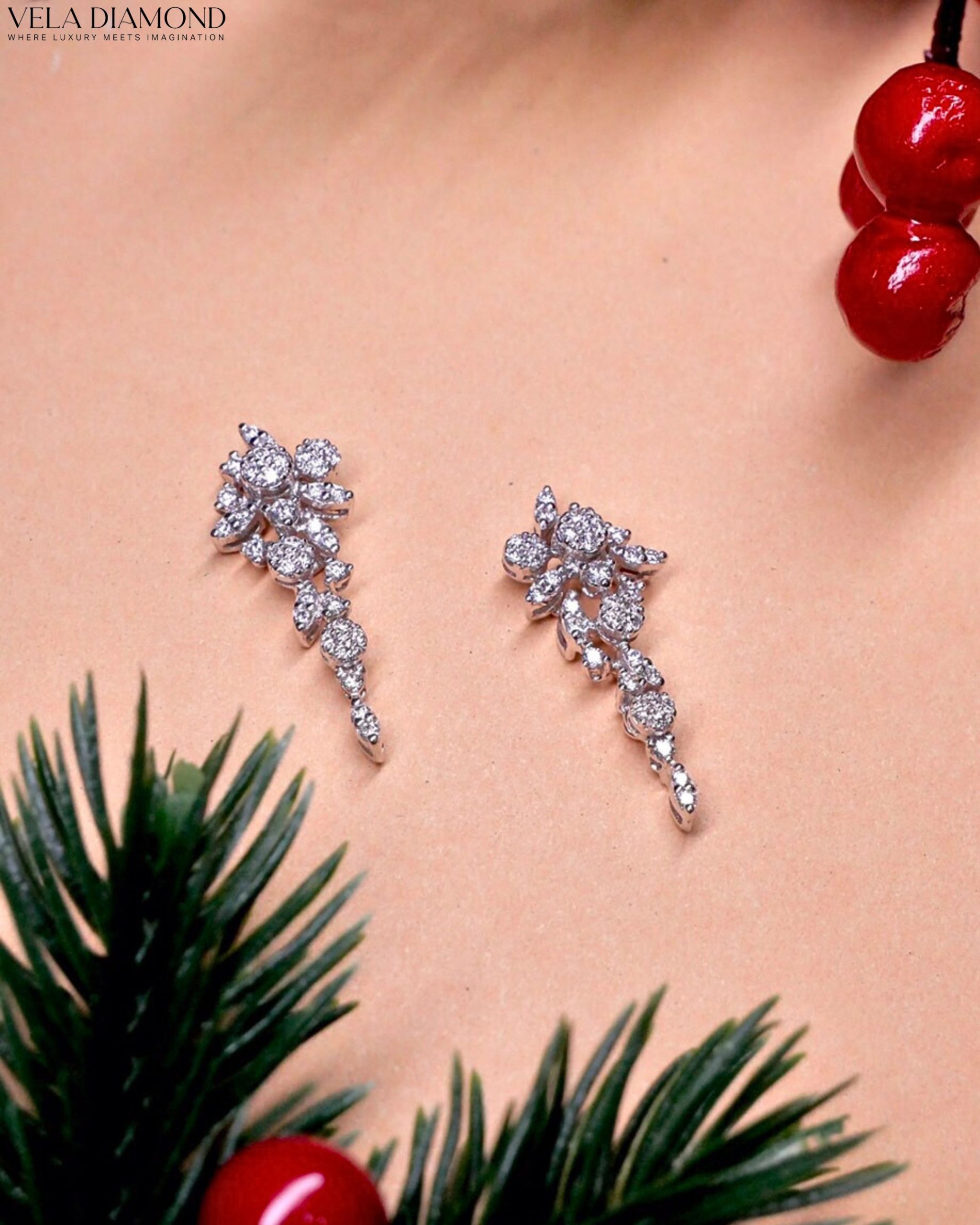 ต่างหูเพชร Vela Diamond Cascade Earrings