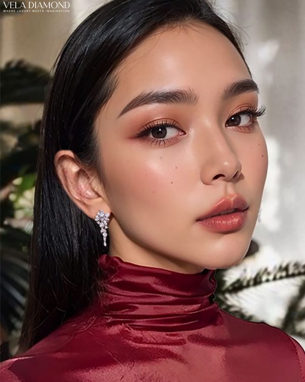 ต่างหูเพชร Vela Diamond Cascade Earrings - Image 2