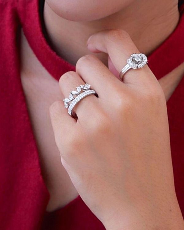 แหวนเพชร Sweet Embrace Ring - Image 3