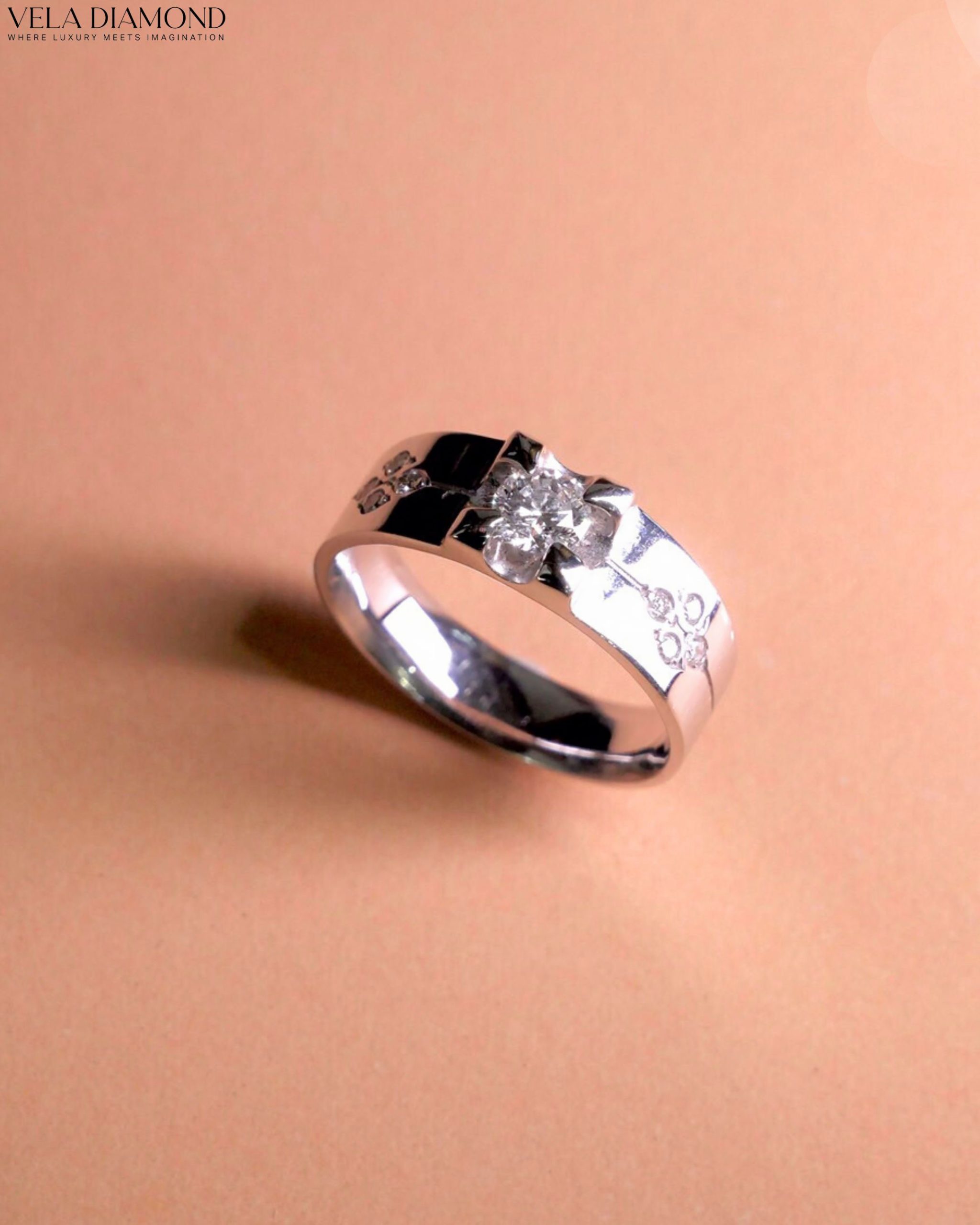 แหวนเพชร Refined Diamond Band