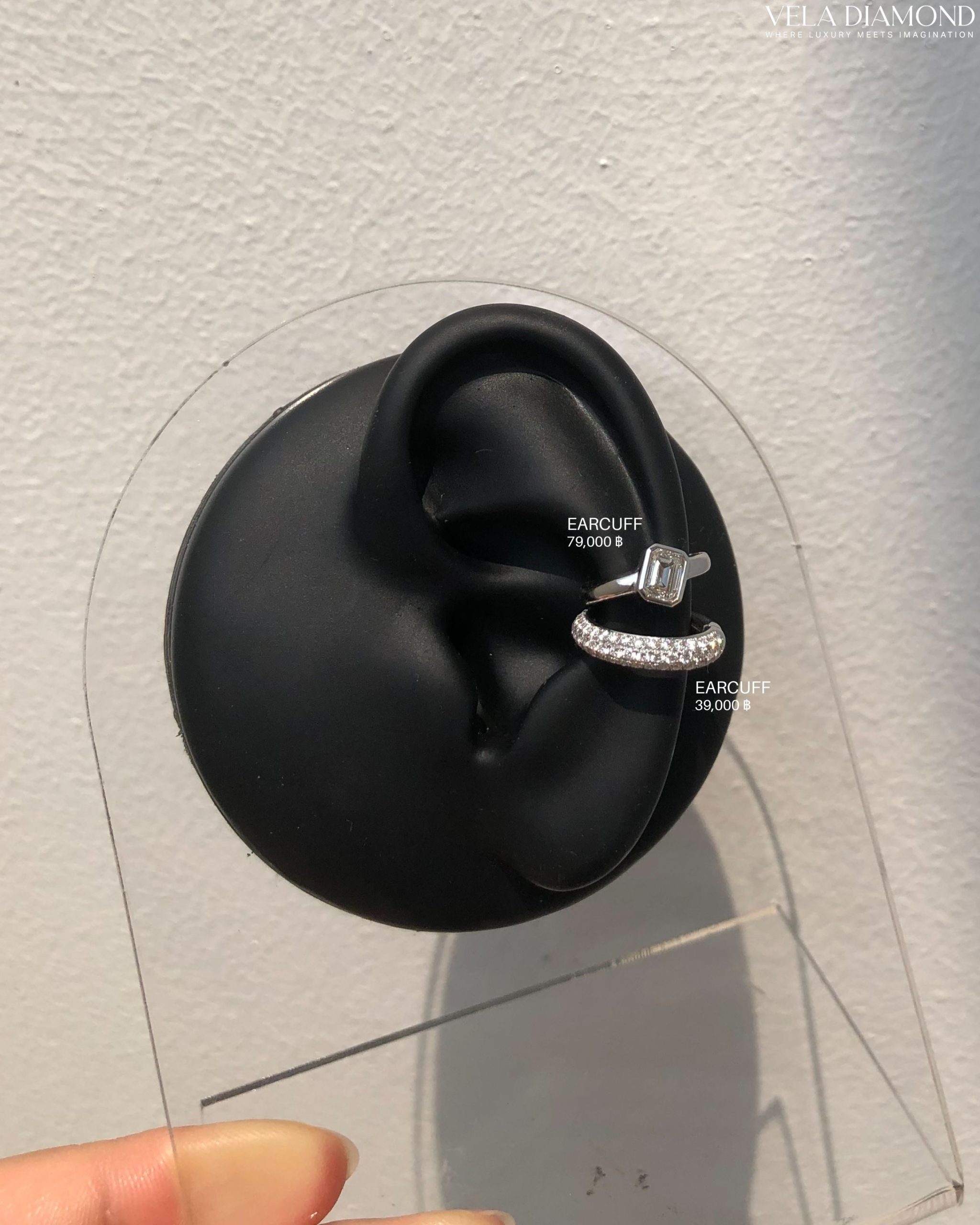 Emerald Earcuff — Wedding Day Look - Image 3