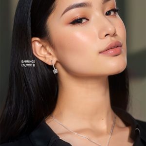 สร้อยคอ จี้เพชร Princess Diamond Necklace — Working Look